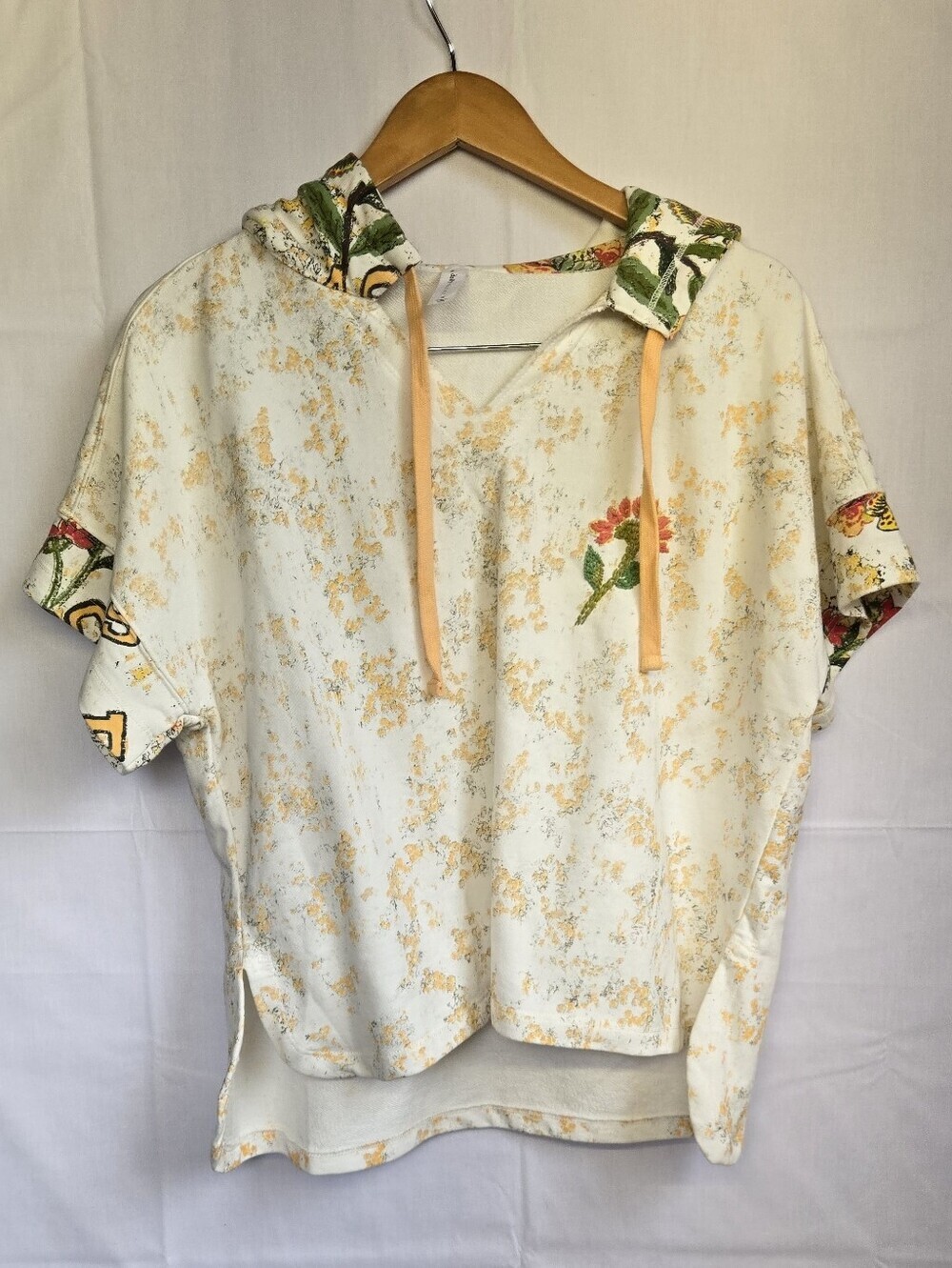 Anthropologie Daily Practice Emrbroidered Short Sleeves Hoodie-Size M - Picture 8 of 9